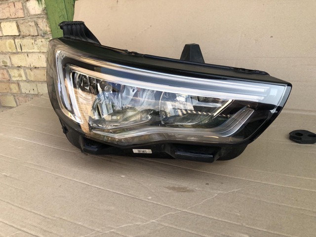 Фара комбинированная, передняя YP00015580 OPEL
