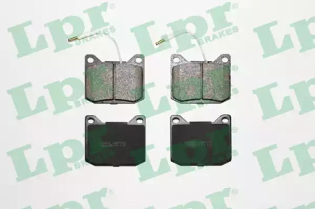 Передние тормозные колодки 05P118 LPR