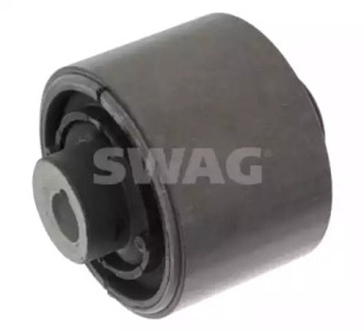 Сайлентблок нижнего рычага передней подвески 10100386 SWAG