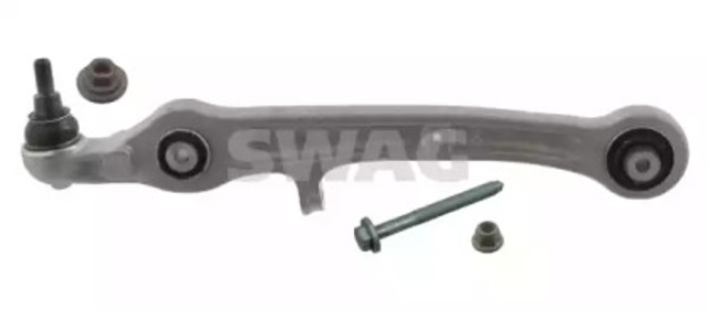 Нижний рычаг передней подвески левый/правый 30940397 SWAG