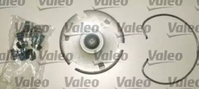 Комплект сцепления (диск, корзина, подшипник) 826461 VALEO