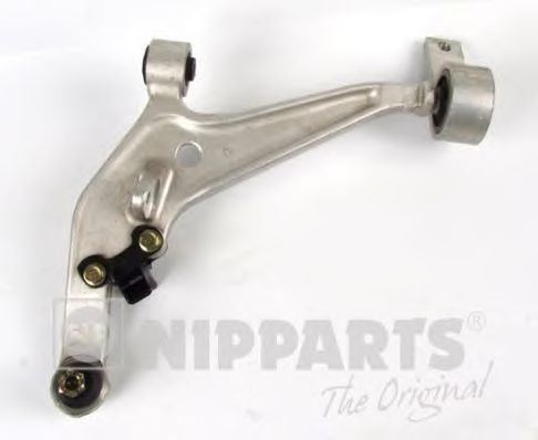 Рычаг передней подвески нижний левый J4901022 NIPPARTS
