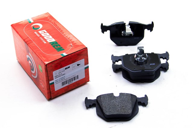 Колодки дисковые  RM1213 GOODREM