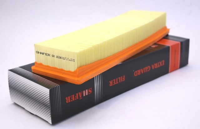 Воздушный фильтр двигателя Peugeot 206