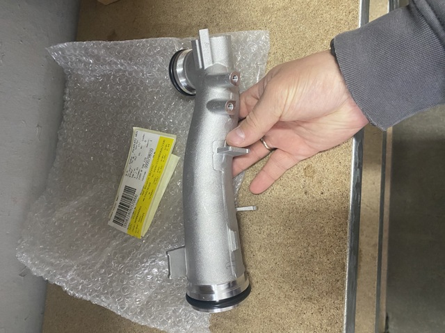 11658596270 BMW купить в Каменское