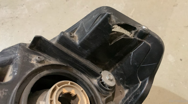 SUZUKI 3512054P00 Правая фара в наличии Одесса