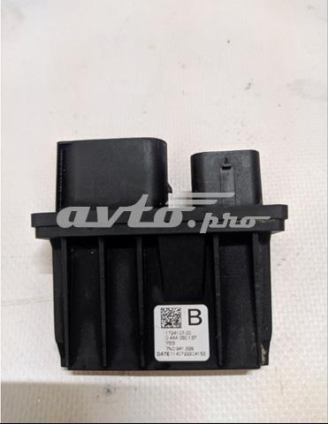 VAG 3Q0941329 Блок управления AD BLUE в наличии Чернигов