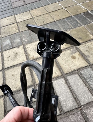 BMW 51117338568 Накладка форсунки омывателя фары передней в наличии Николаев