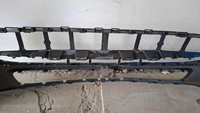 BMW 51117379432 Передний бампер в наличии Николаев