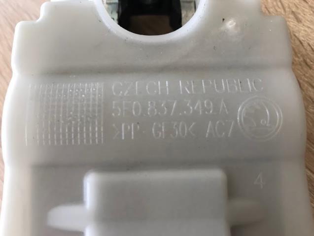 VAG 5TB837015D Замок двери передней левой в наличии Полтава