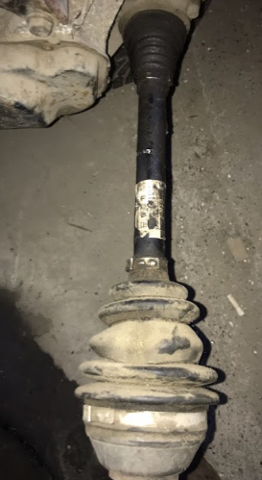 6R0407761 Левая полуось купить Харьков