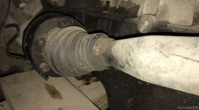 6R0407762 VAG Правая полуось купить в Павлоград