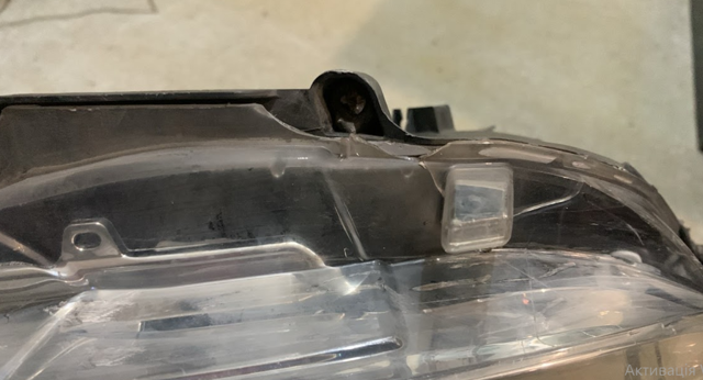 TOYOTA 8113033841 Правая фара в наличии Полтава