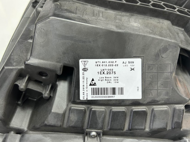 971941032F PORSCHE Фара правая купить в Хмельницкий