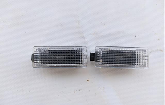 A0028201401 MERCEDES Плафон салона купить в Черновцы