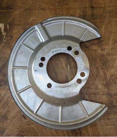 JX6Z2C028A FORD Защита тормозного диска заднего левая купить в Павлоград