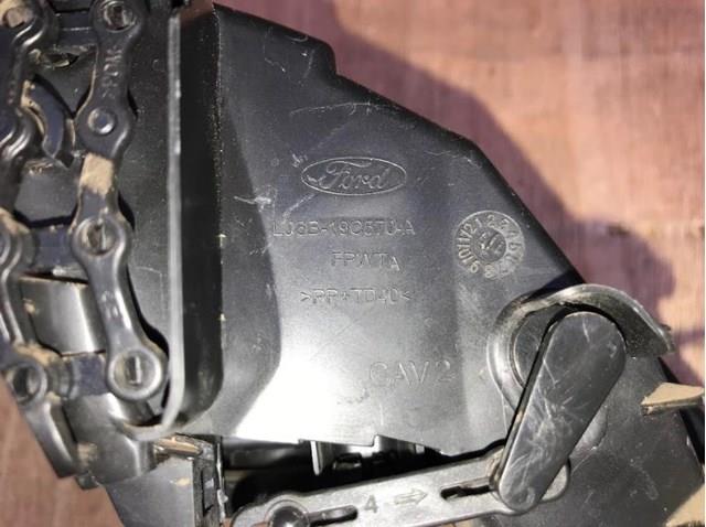 LJ6Z19893AA Решетка вентиляции салона в подлокотнике задняя купить Каменское