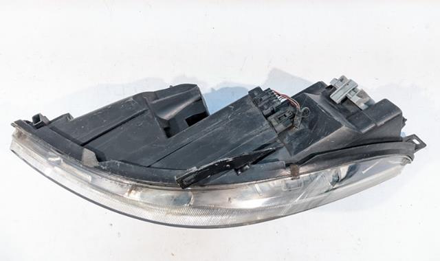 MR957354 MITSUBISHI Фара правая купить в Украина