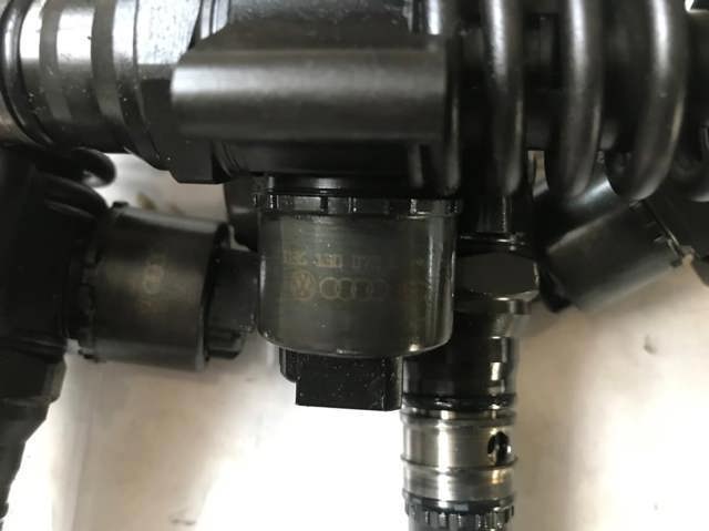 03G130073G VAG Топливные форсунки купить в Ровно