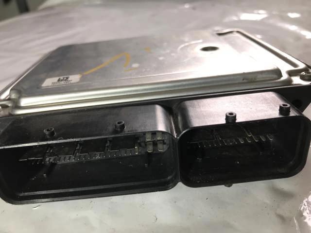 03G906021HN VAG Блок управления двигателем купить в Черкассы