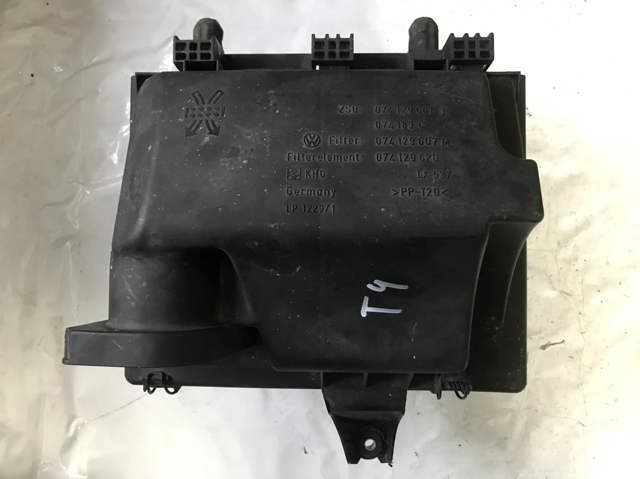  Корпус воздушного фильтра 074129607M VAG