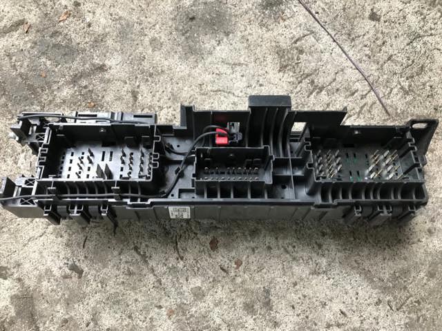 109440500D TESLA Блок предохранителей купить в Сумы