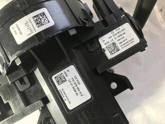 VAG 3C9953507 Подрулевой переключатель в наличии Кривой Рог