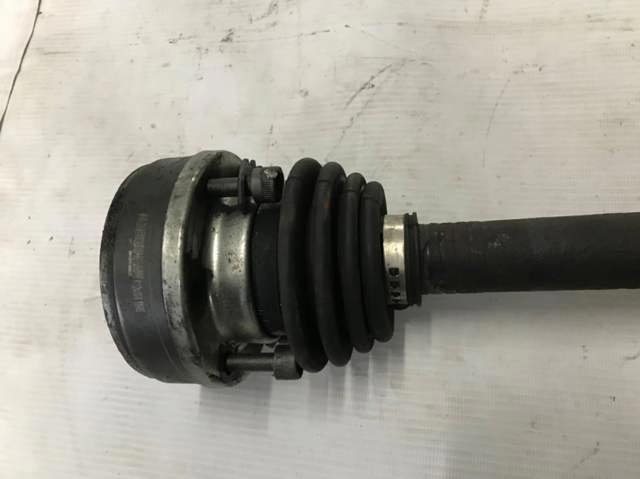 Полуось передняя, правая JZW407450DX VAG
