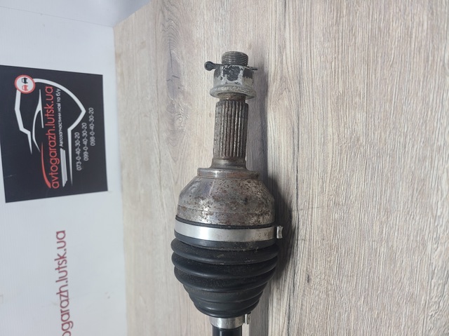 RENAULT 39100JG04B Правая полуось в наличии Ровно