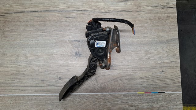 4940068L50 SUZUKI Педаль газа купить в Хмельницкий
