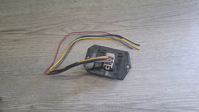 Реле печки 7414058J00 SUZUKI