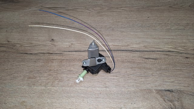 7703005011 TOYOTA Замок открывания лючка бензобака купить в Кривой Рог