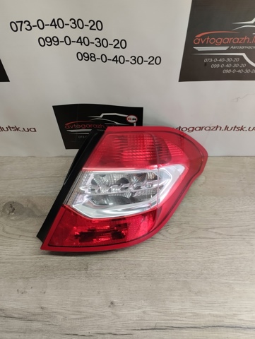 Фонарь задний правый, внешний 9687311980 PEUGEOT