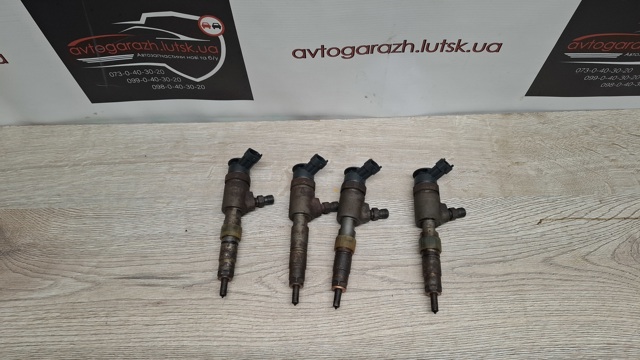 Топливные форсунки 9802776680 PEUGEOT