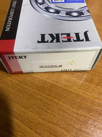 Подшипники задней ступицы 32205 KOYO
