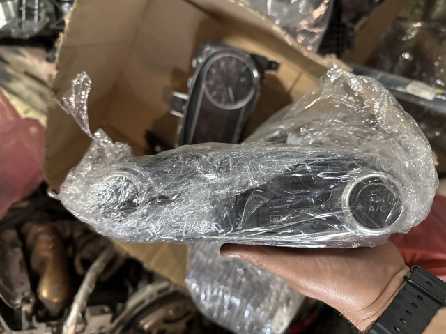 Блок управления печкой 275005RA5A NISSAN