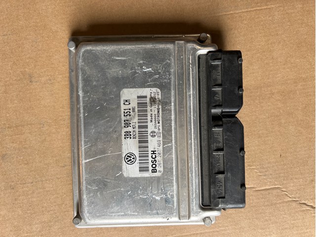 Электронный блок управления двигателем 3B0907551CH VAG
