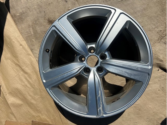 Диски на авто 4KE601025S VAG