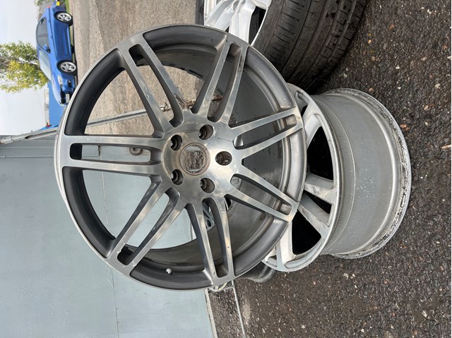 Диски на авто 4L0601025L VAG