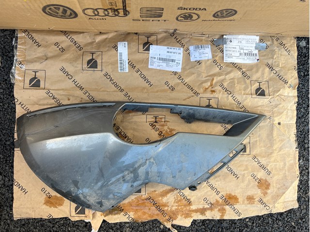 Спойлер переднего бампера, правый 4L0807062C VAG