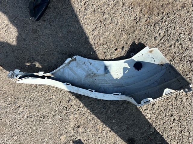 Спойлер переднего бампера, левый 4M0807061E VAG