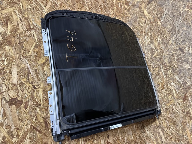Детали крышки багажного люка 54109466553 BMW
