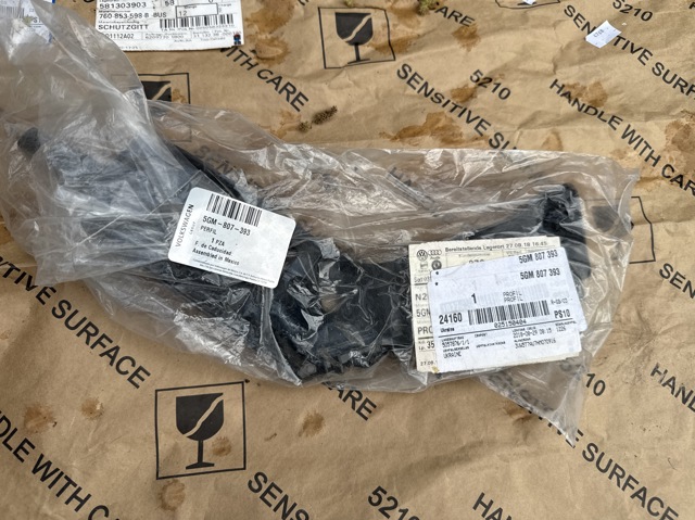 5GM807393 VAG Направляющая заднего бампера левая купить в Николаев