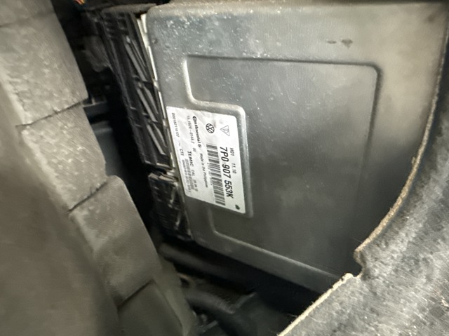Блок управления передней подвески 7P0907553K PORSCHE