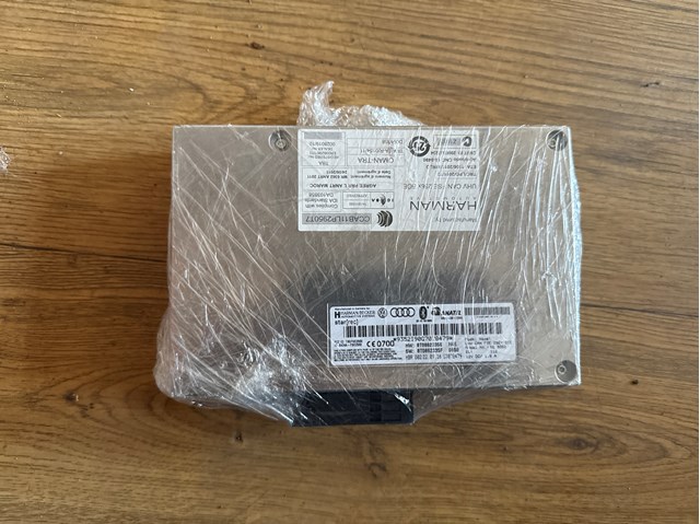 Блок управление Bluetooth 8T0862335F VAG
