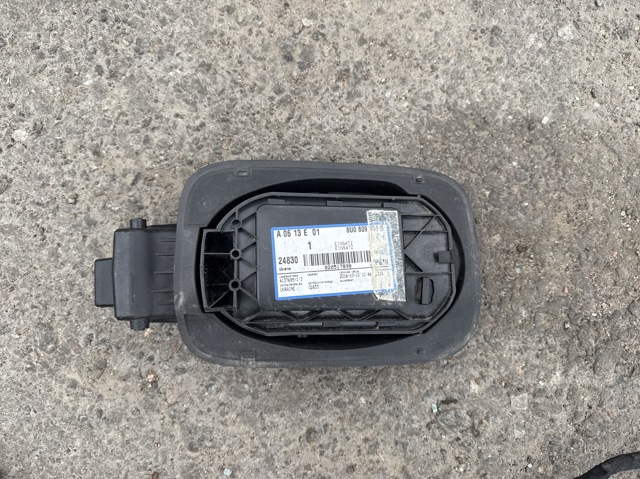 Горловина бензобака 8U0809906B VAG