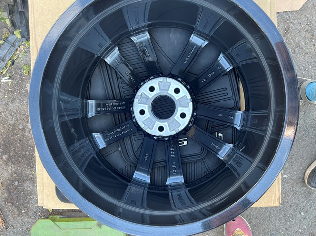 VAG 8W0601025DF Диски колесные литые (легкосплавные, титановые) в наличии Кривой Рог