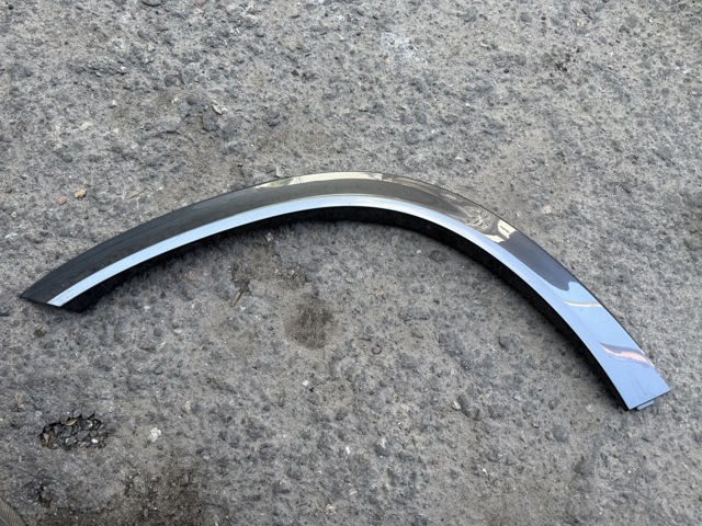 Молдинг арки колеса заднего, правый A1678800205 MERCEDES