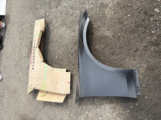 Боковая часть передняя правая A2138800018 MERCEDES