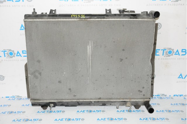 Радиатор охлаждения вода nissan pathfinder 13-20 гнутый 214603JA0E